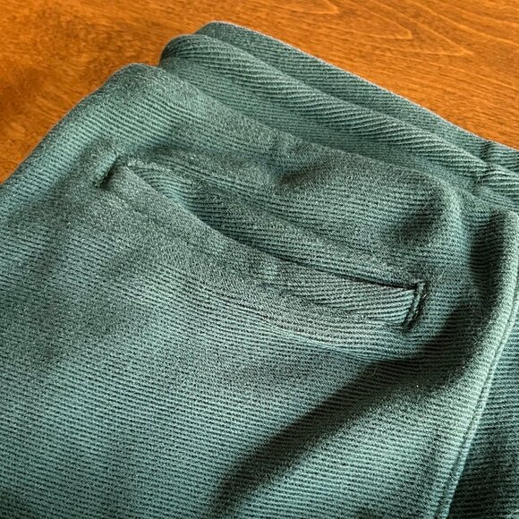 Hanna Andersson green twill joggers 120 - Picture 6 of 9